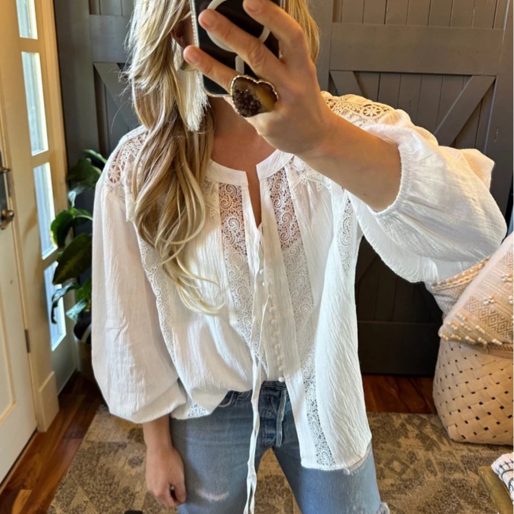 New White Lace Inset 3/4 Sleeve Button Front Floral Blouse Top Women's Boho - Picture 3 of 11